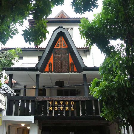 Tator Hotel Jakarta Buitenkant foto