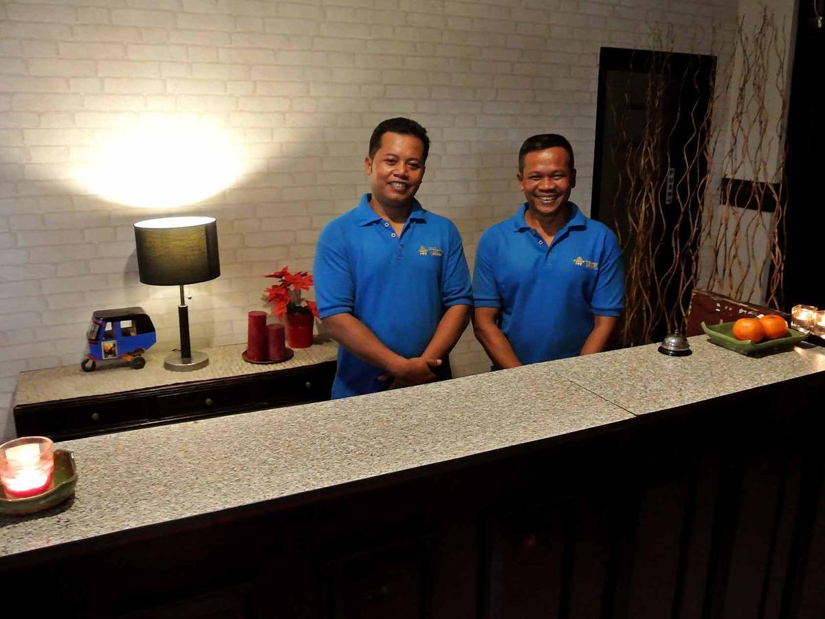 Tator Hotel Jakarta Buitenkant foto